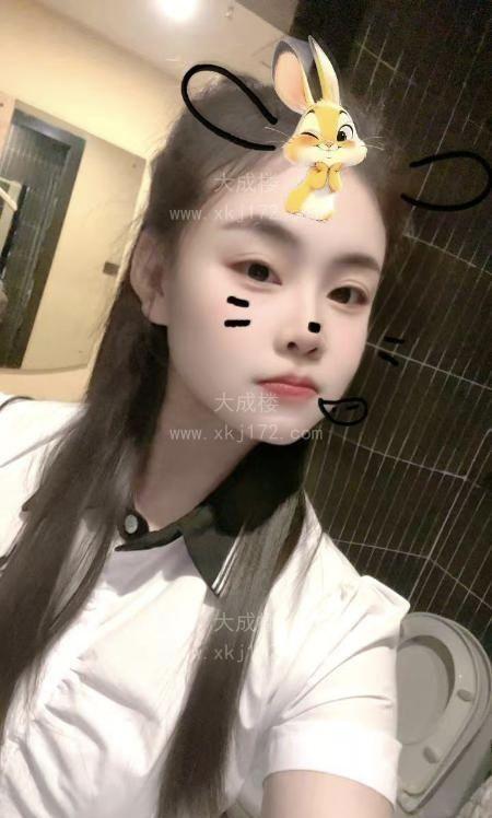 有颜有奶小姐姐