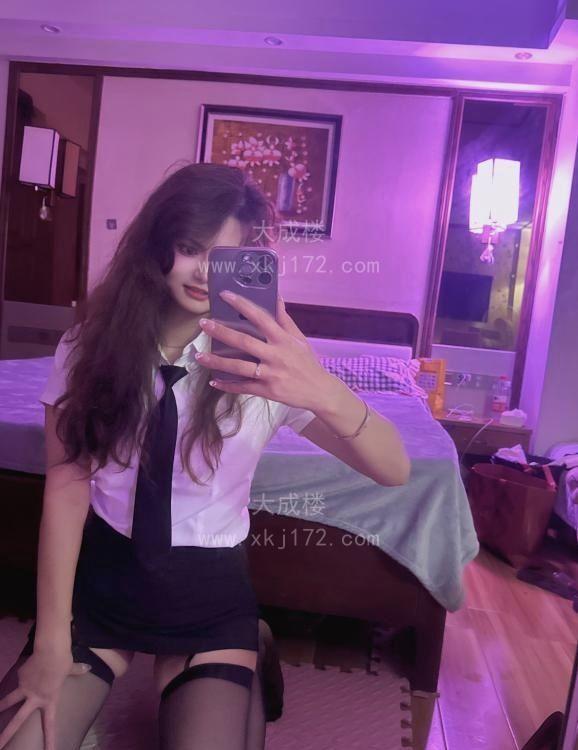 佛山冷艳女白领