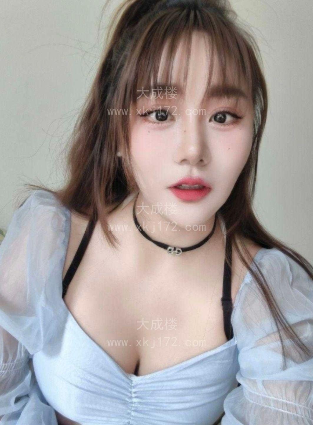 海珠性感风骚大胸骚妹