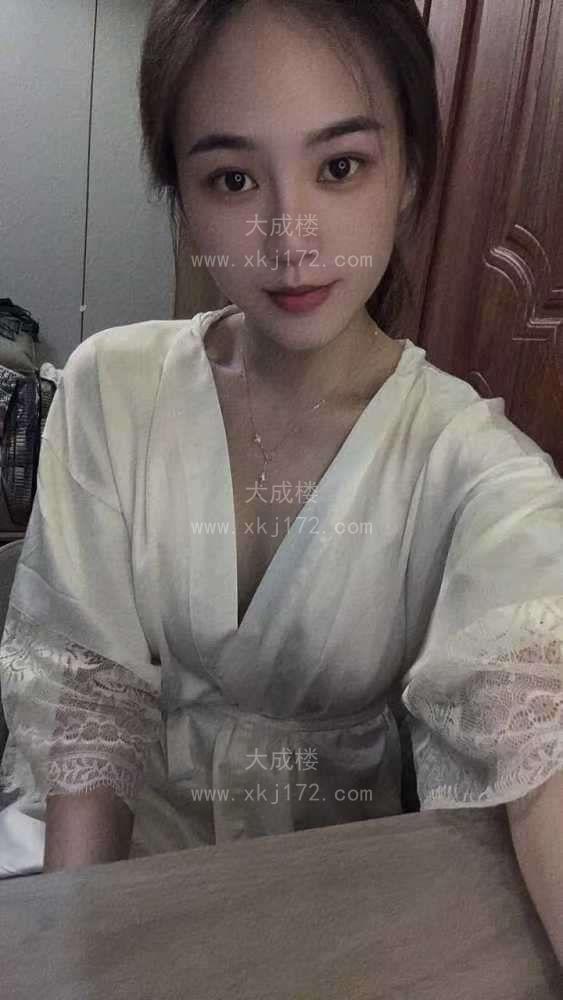 春节上班大美女小七