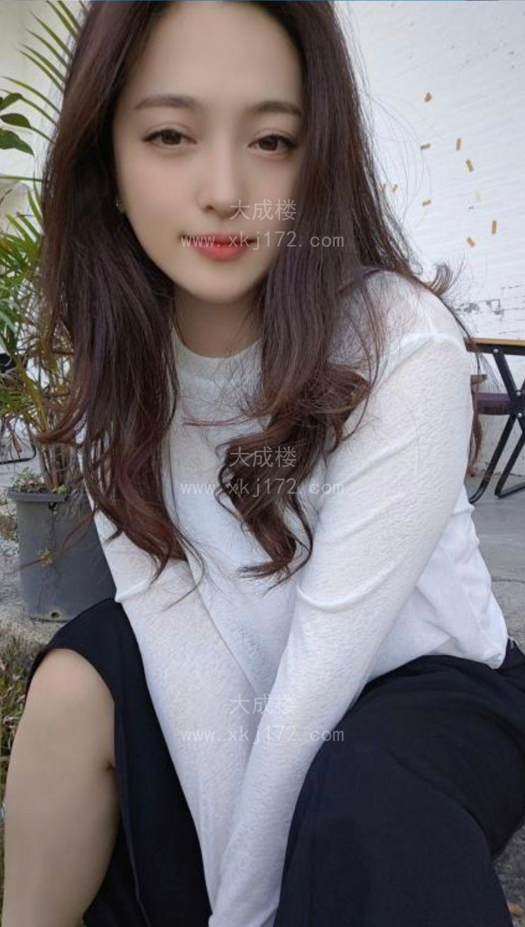 越秀眼镜轻熟妇