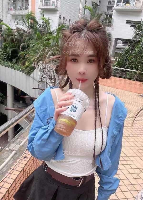 海珠极品舌吻莎莎