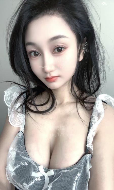 龙岗大胸大屁股